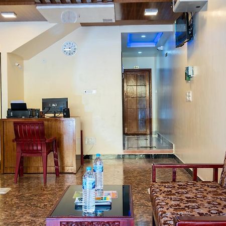 Le Suresh Guest House Пондичери Екстериор снимка