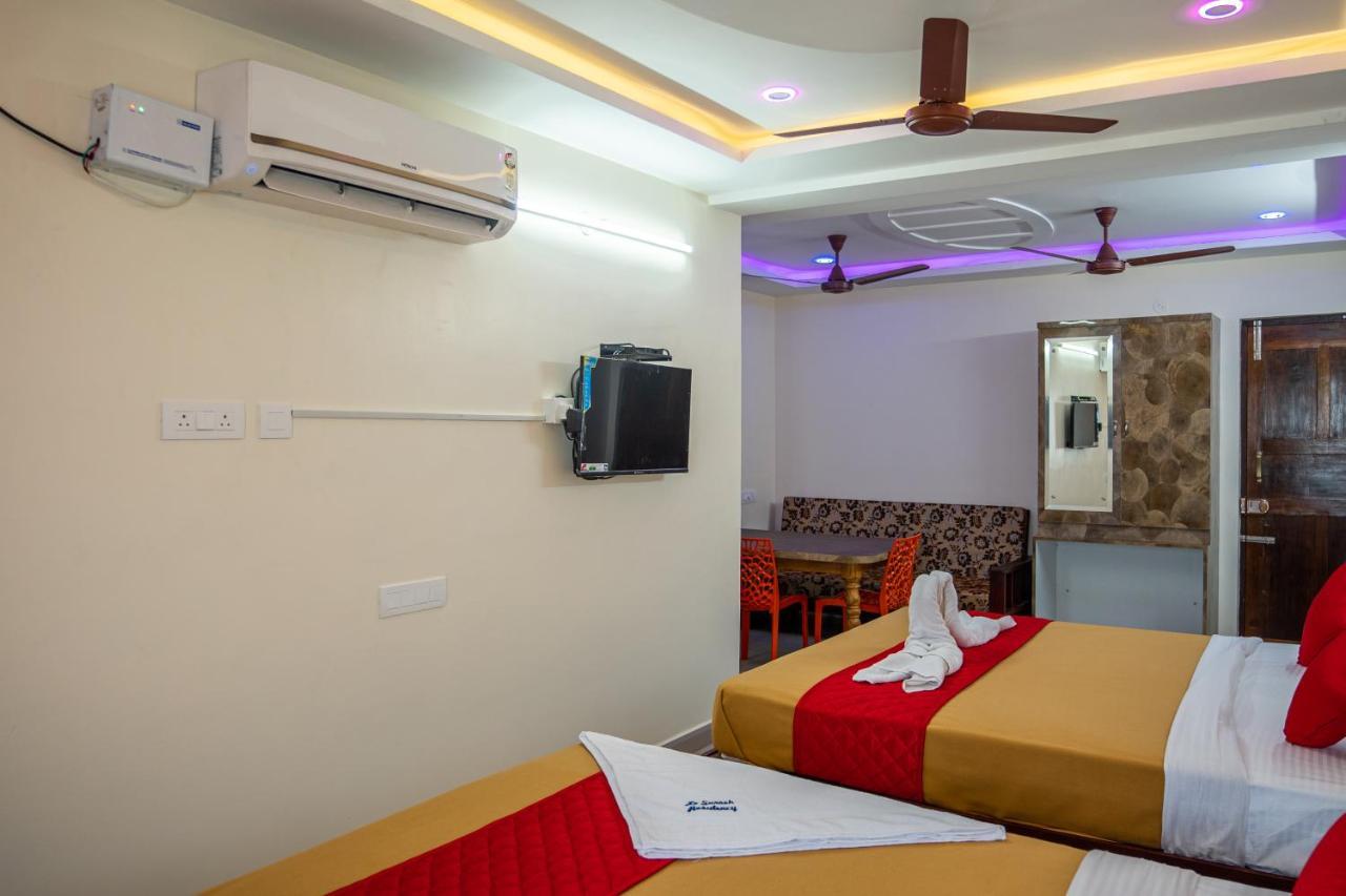 Le Suresh Guest House Пондичери Екстериор снимка